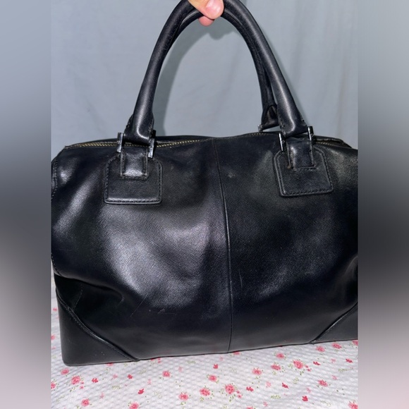 Tory Burch Classic Black Leather Satchel - Picture 2 of 13